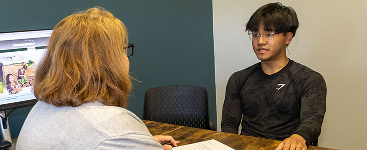 Student and advisor during a advising session