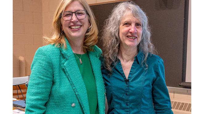 Susan Masten wins Presidents Distinguished Teaching Award